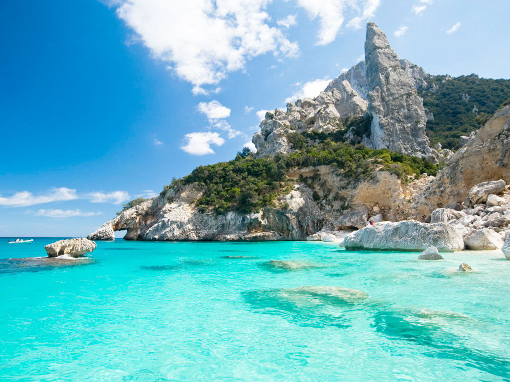 cala-goloritze-1-2